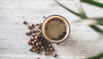 Обладает ли кофе мочегонным эффектом и задерживает ли воду в организме