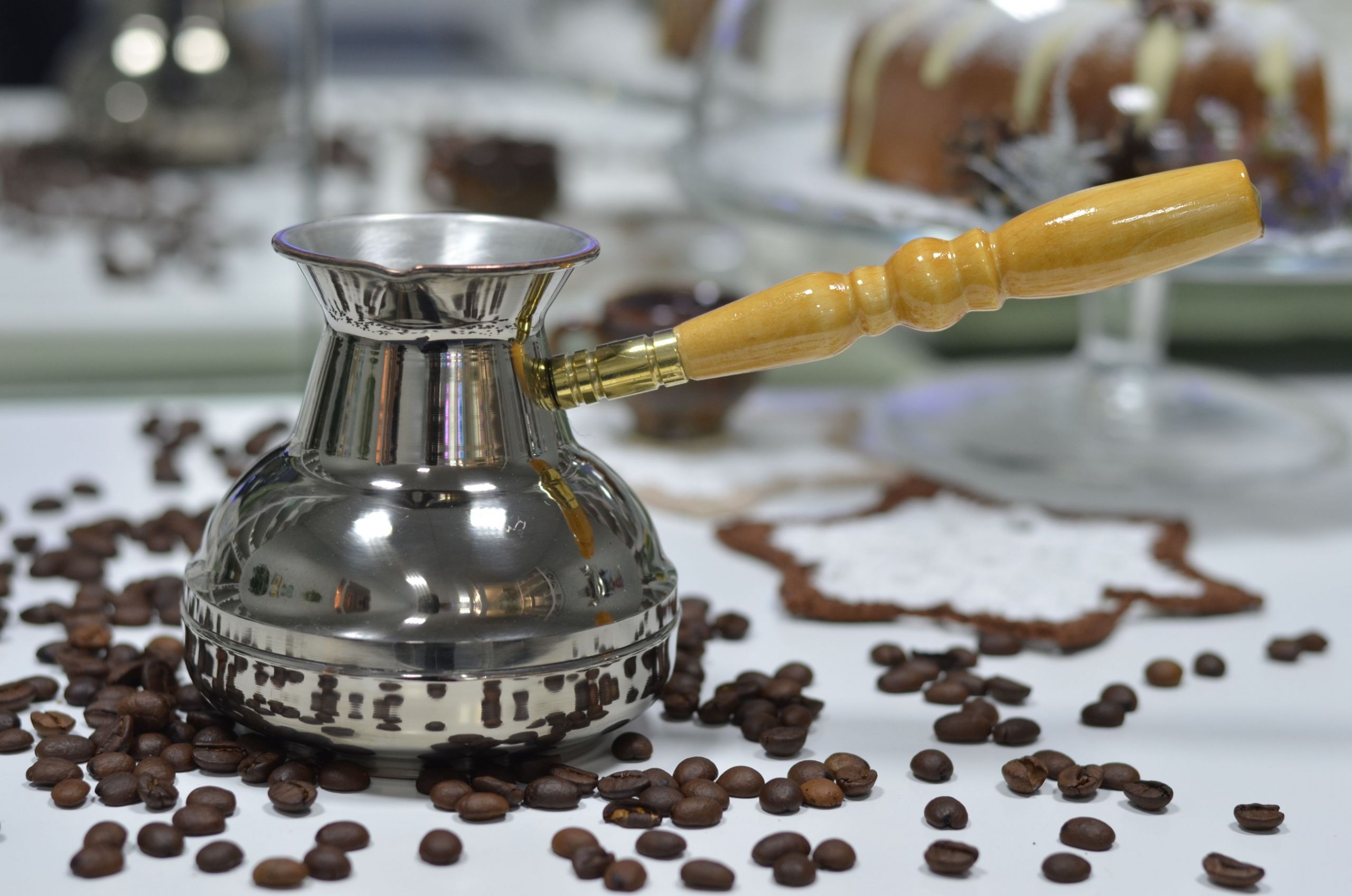 Какую турка (джезва) выбрать для варки кофе: стеклянная, алюминиевая, медная