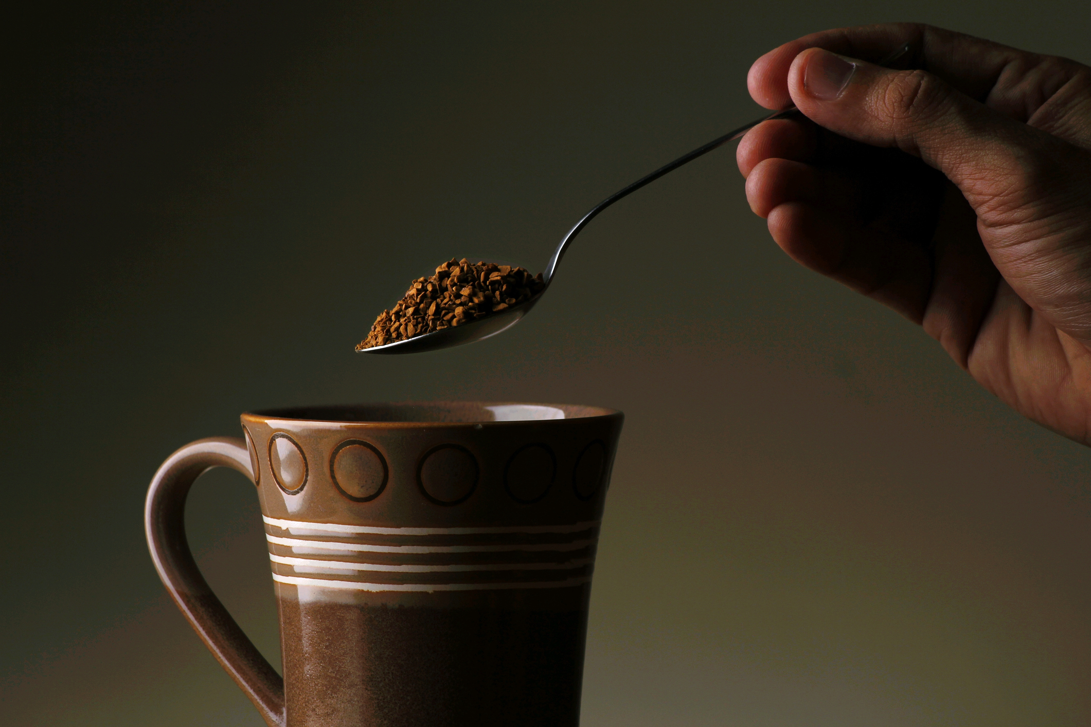 Калорийность растворимого кофе без сахара, БЖУ бодрящего напитка